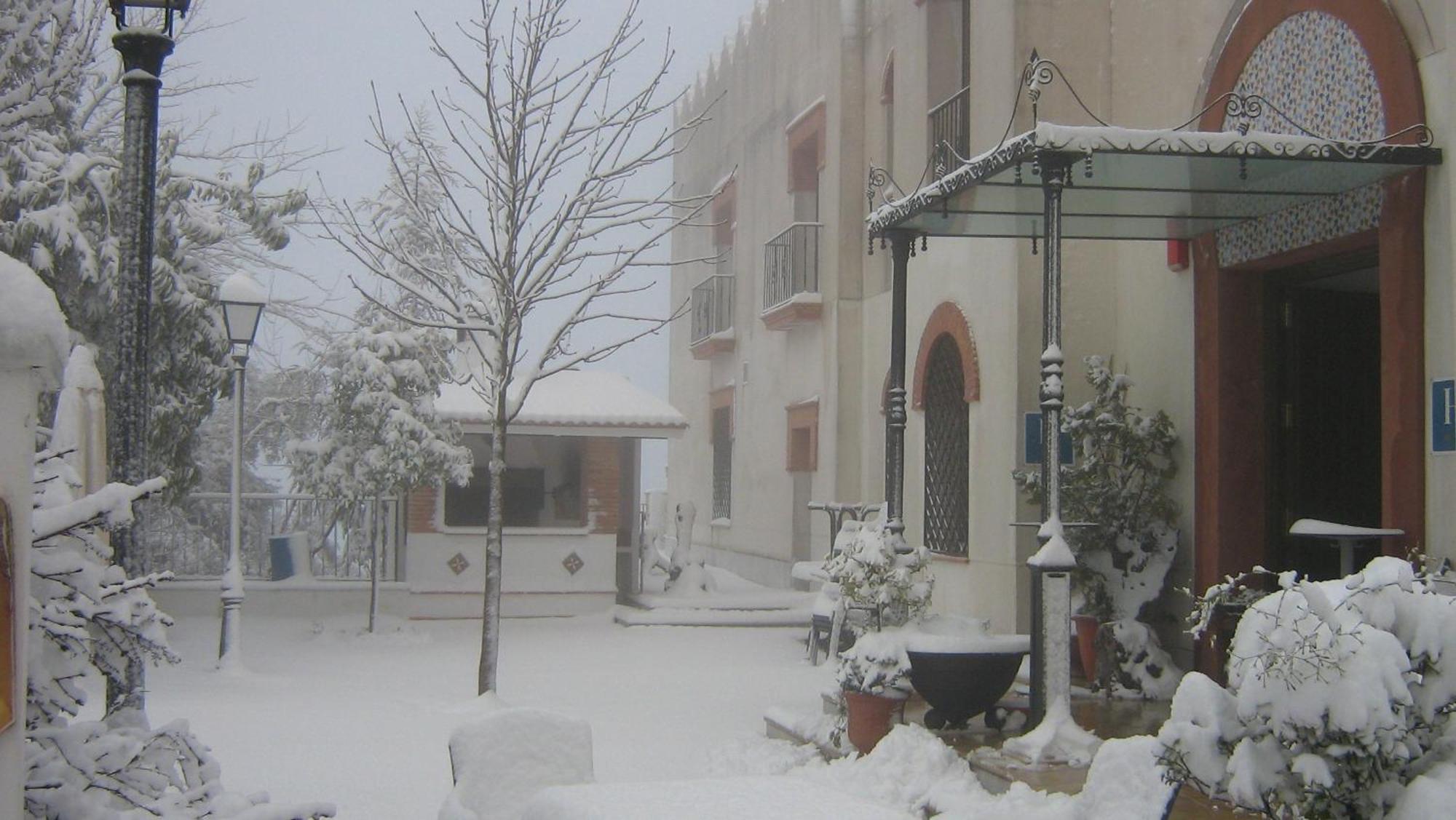 Hotel Sierra De Araceli Lucena Eksteriør billede