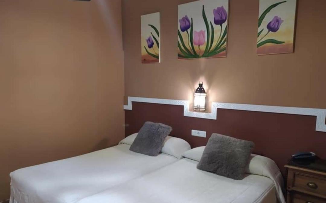 Hotel Sierra De Araceli Lucena Eksteriør billede